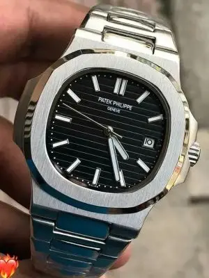 PATEK PHILIPPE nautilus automatic