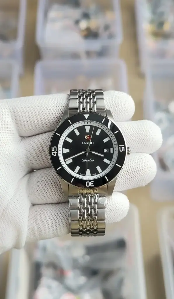 RADO CAPTAIN COOK